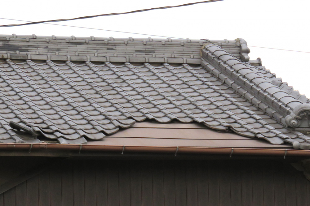 塗装できない屋根の種類とリフォーム方法