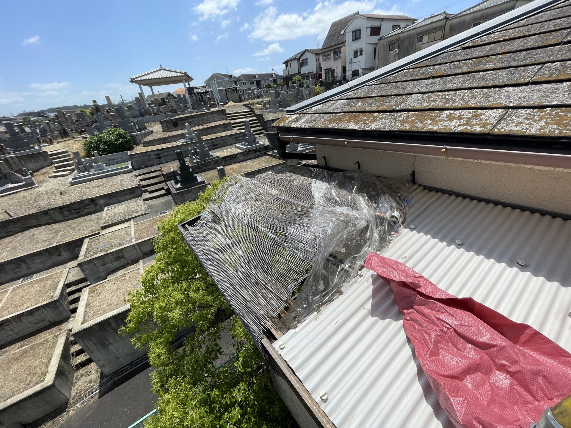 大阪府枚方市長尾元町　タキロン（ブロンズマット）使用　波板張替工事 施工前