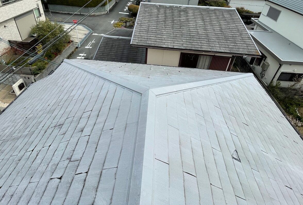大阪府枚方市長尾東町　雨漏り補修　屋根カバー工法工事 施工前
