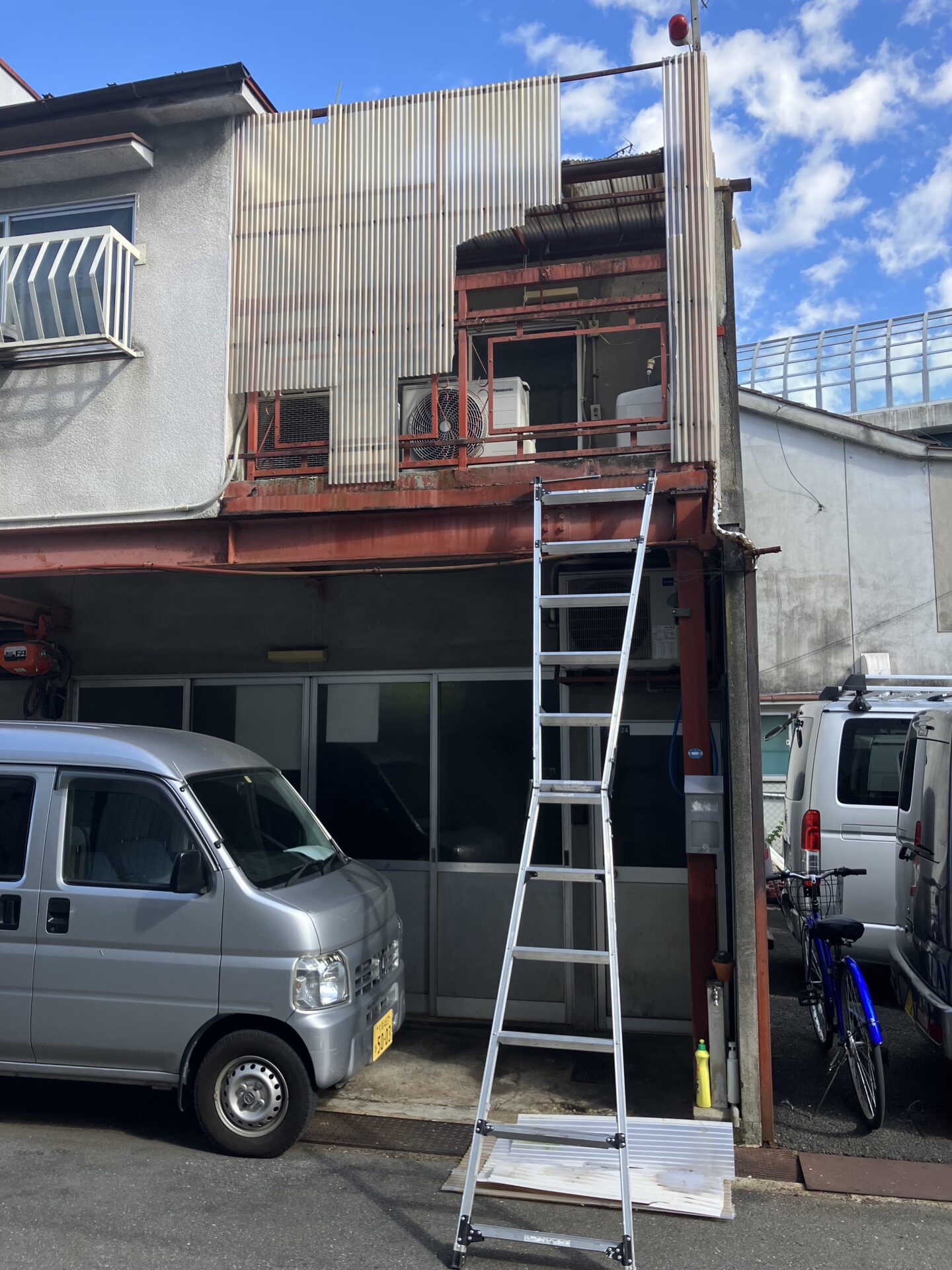 大阪府門真市三ツ島　波板張替工事ご紹介 施工前
