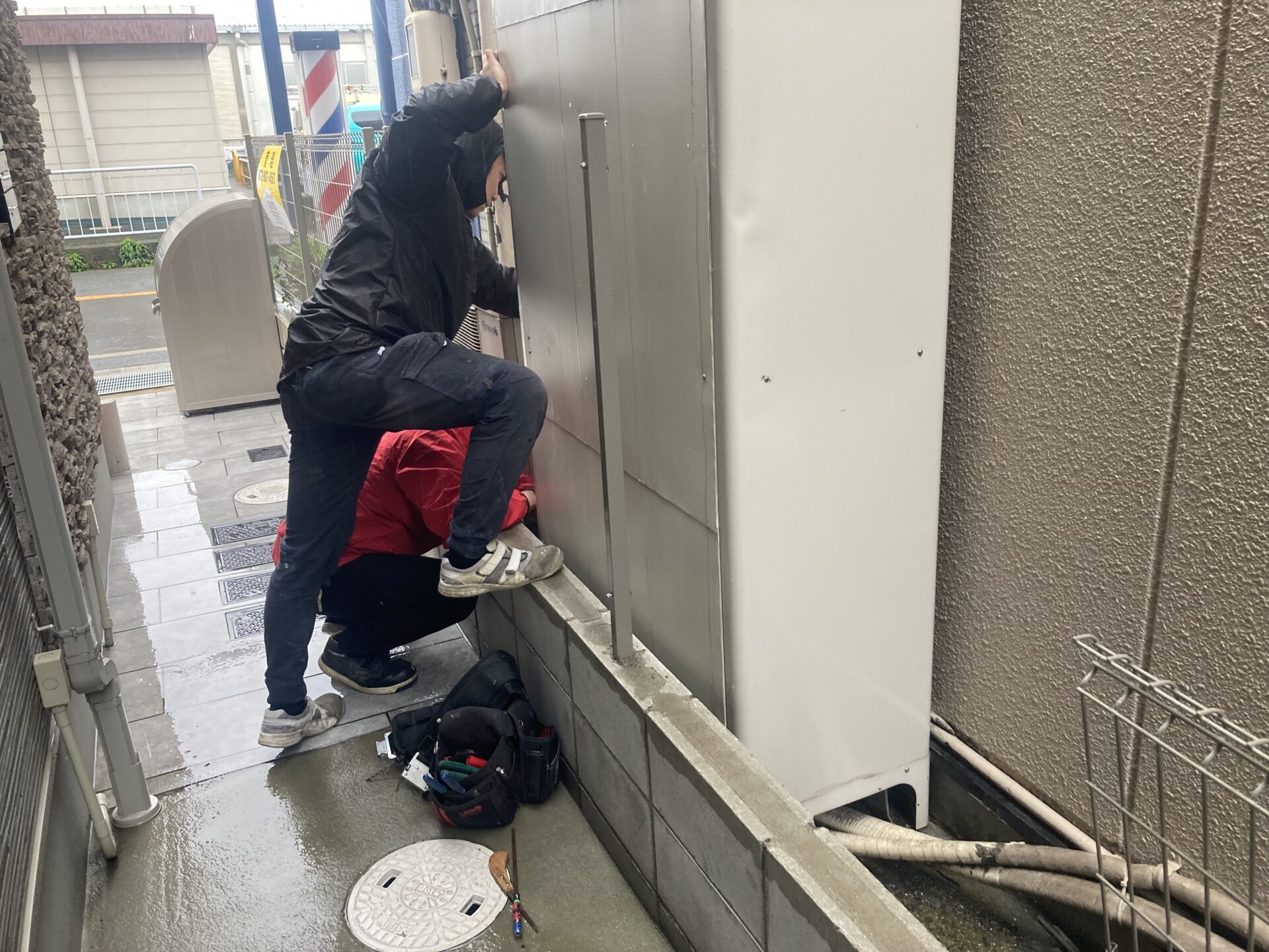 大阪府枚方市村野本町　エコキュート交換工事 施工前