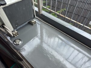 ベランダ防水をしないとどうなる？劣化のサインと雨漏りを防ぐポイント