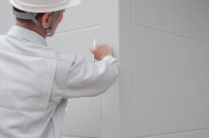 枚方市で外壁修理を検討中の方へ！部分補修で済むか見極める判断基準